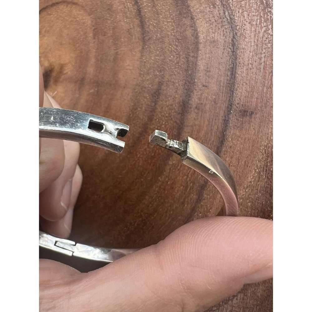 Vtg TAXCO Mexico Black Onyx Inlay Bangle Bracelet 925 Sterling Silver Hinged 24g - Picture 9 of 16